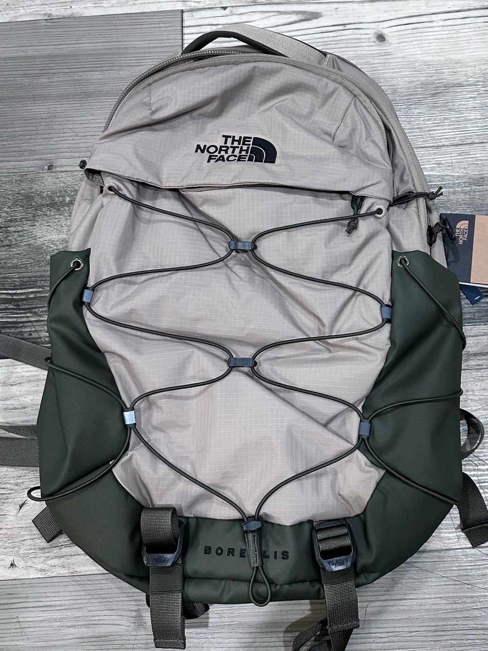 The North Face Borealis 28L Fits Up To 15”  Laptop Backpack Mushroom Grey NEW